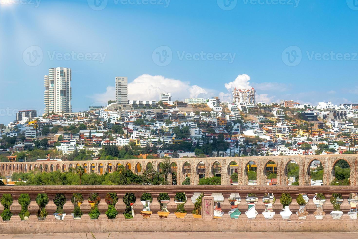 Los Arcos de Querétaro por Juanjomenta